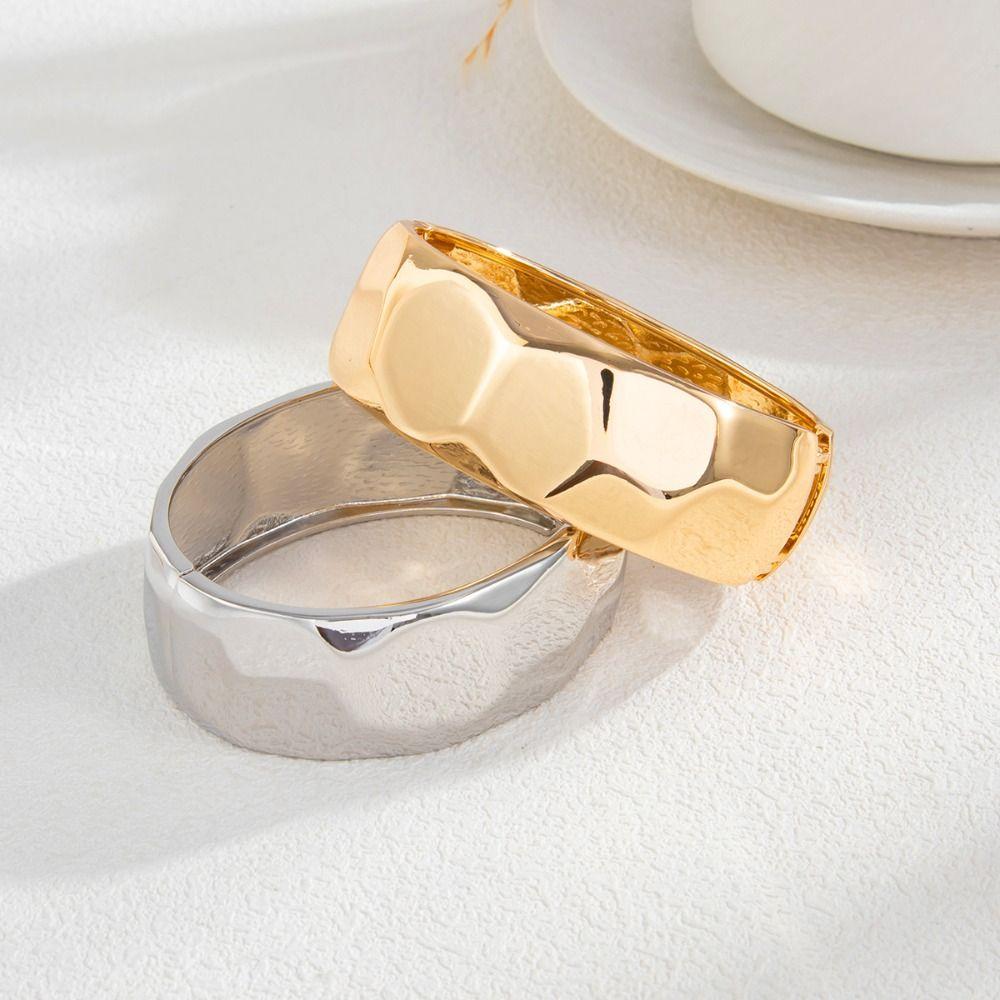 Metal Spring Bangles Minority Design Exaggerated Bracelet Creative Wide Open Bangle  Girls