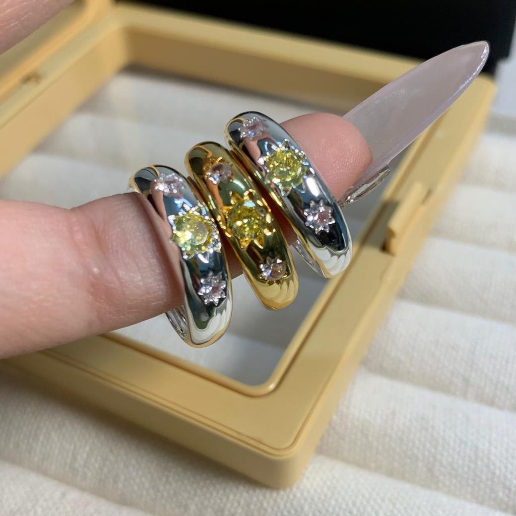 Medieval Style Pillow-Shaped Star Yellow Diamond Ring Women'S Niche Design Light-Sensitive Surface Octagram Ring Opening Ins Temperament