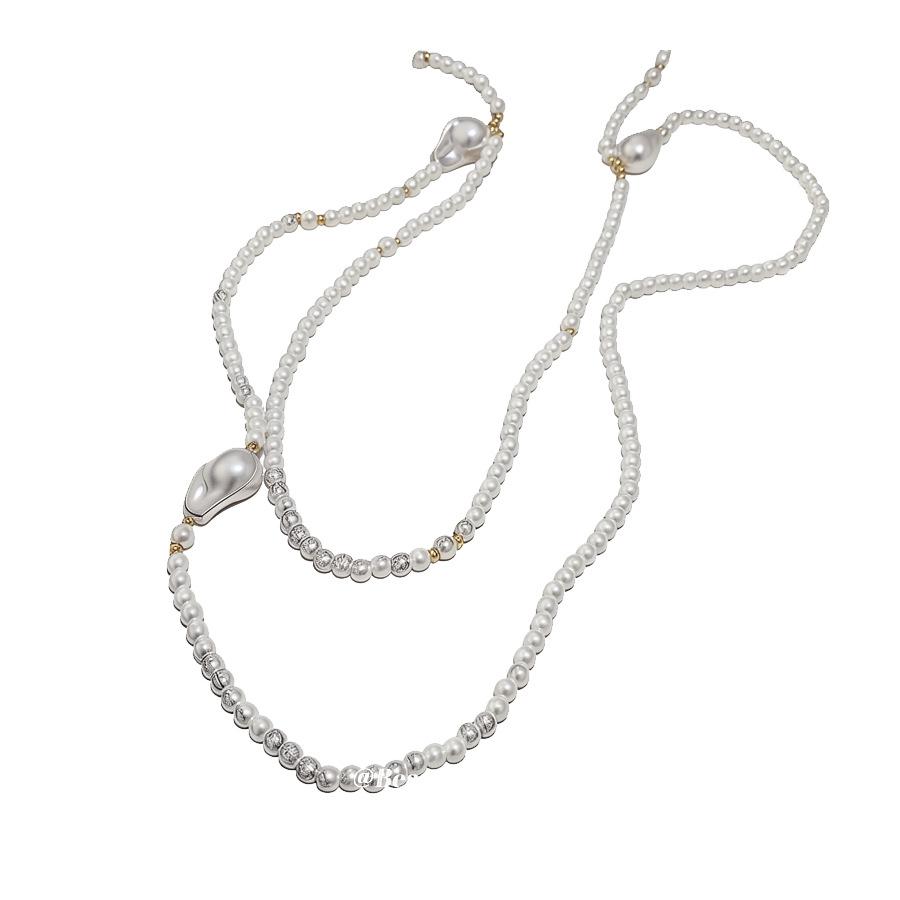 French Retro Pearl Double Layer Necklace: Chic, Stylish, and Unique Clavicle Chain Accessory