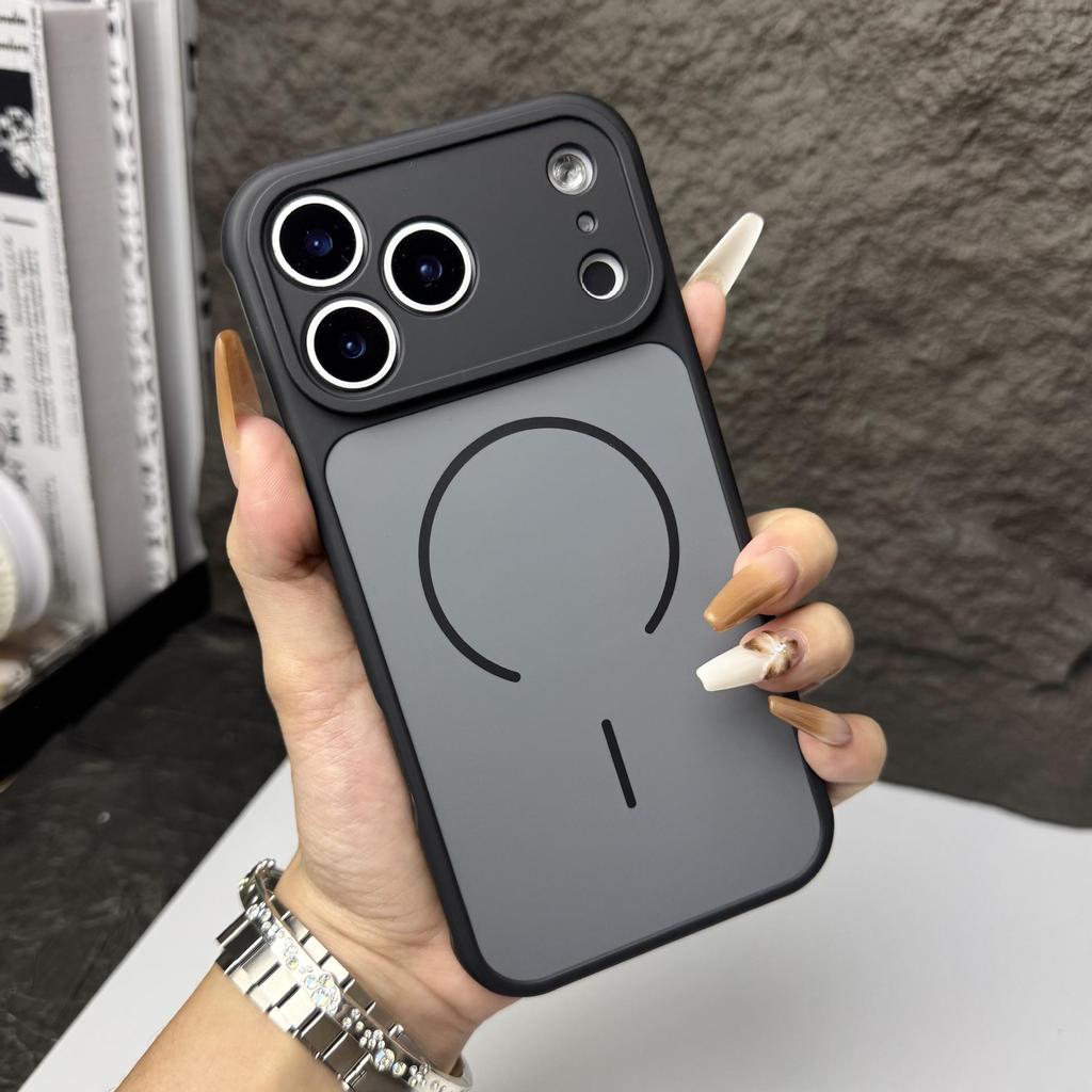 Color Block Magnetic iPhone 17 Pro Max Case: Skin-Feel, Heat Dissipation, Full Coverage, Drop Protection.