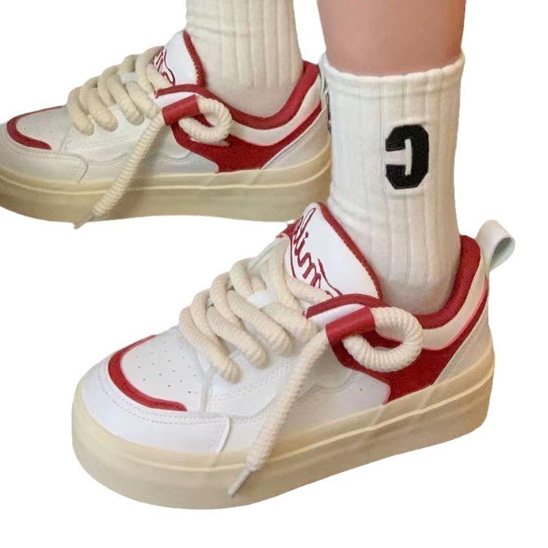 Hochwertige Plateau-Brot-Schuhe mit runder Spitze, Damen neu, super angesagt, Country, vielseitig, Retro-Skateboard-Schuhe