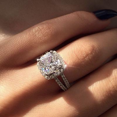 Retro Zircon Ring Shiny Geometric Ring Trend Simple Ring Popular Female Jewelry