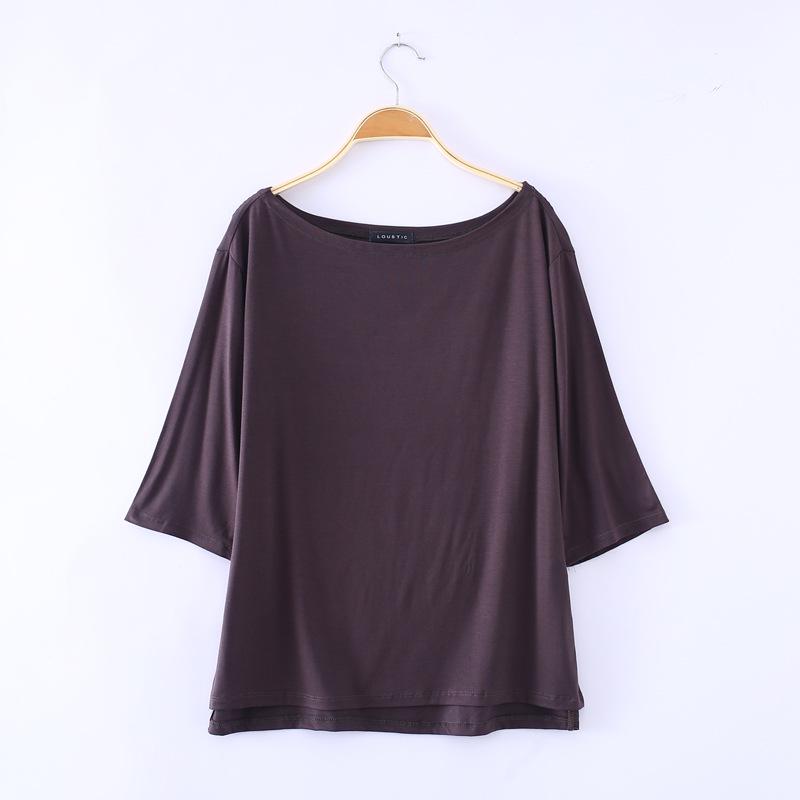 

Футболка большого размера с открытыми плечами в корейском стиле для женщин - стройнящий и универсальный модальный топ L
