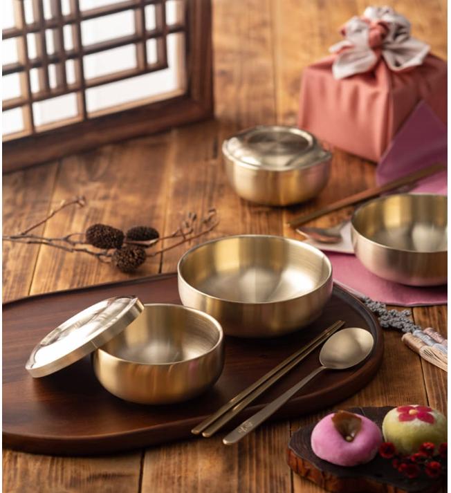 Elle Heat-Resistant Glass Tea Set (6 Glass Cups + Teapot) - Elegant & Durable