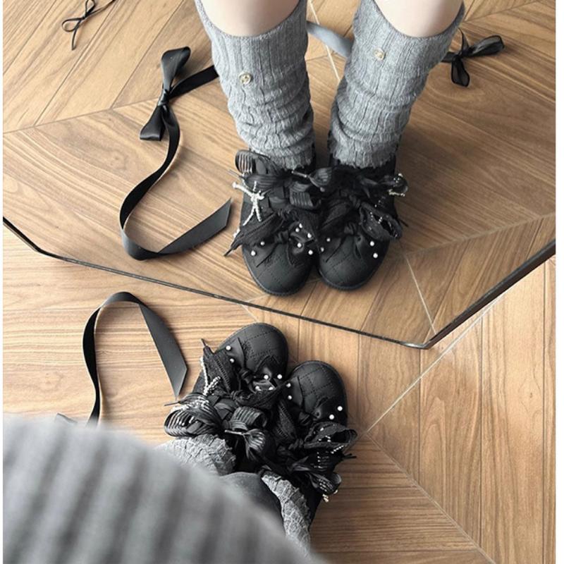 Fashion Luxury breathable Walking Shoes For Women Casual Party Flats Loafers Woman Pearl bow Ladies Jogging Sneakers Fashion Trainers