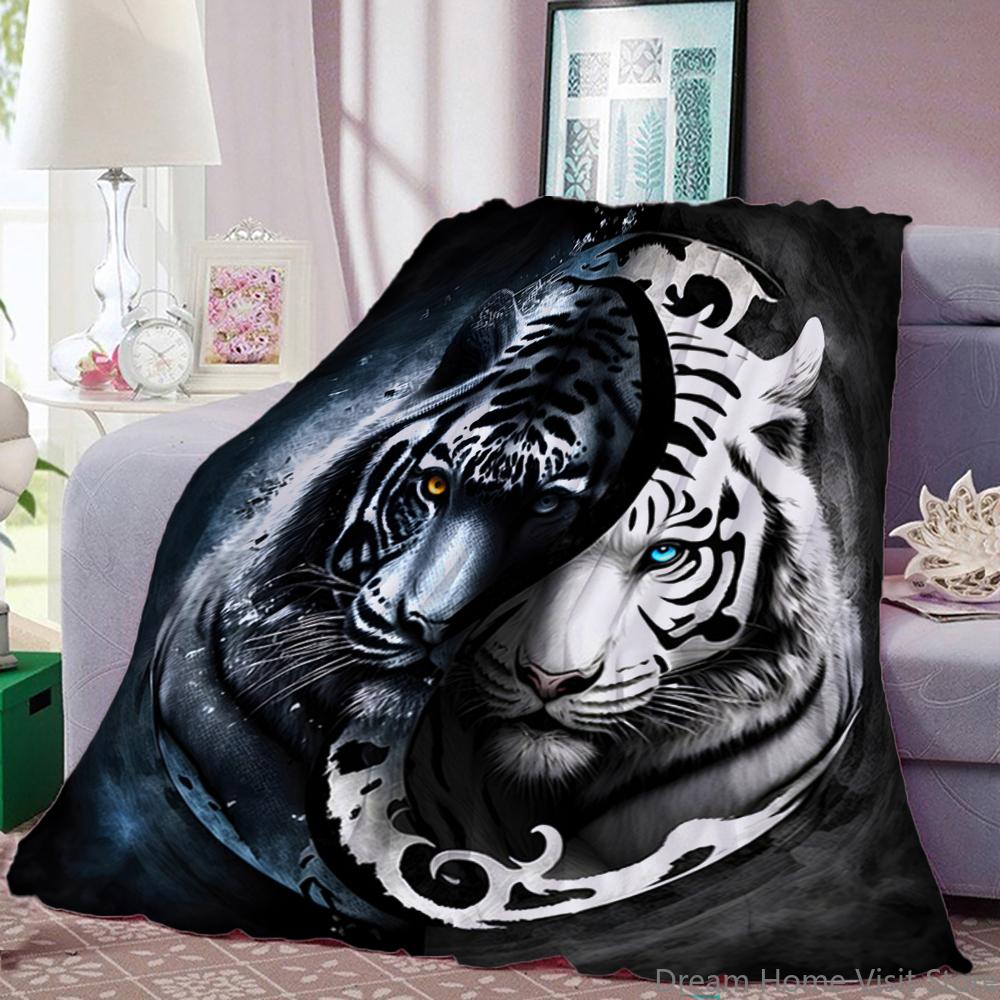 1pc Double-sided Tiger Flannel Throw Blanket for Sofa, Bed, Travel, Camping, Livingroom,Office, Couch, Chair, Warm Plush Blanket