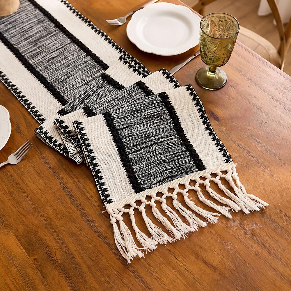 Hand-Knotted Tassel Hollow Out Table Runner Vintage Tablecloth Festive Decoration