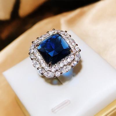 Luxuriöse tiefblaue Solitärringe für Frauen, Verlobung, Hochzeit, edler weiblicher Fingerring, Geschenk, zeitloser klassischer Schmuck
