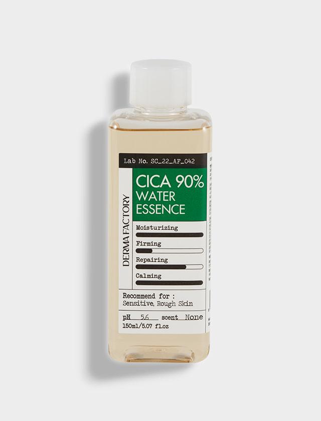 

Увлажняющая эссенция для лица с экстрактом центеллы азиатской Derma Factory CICA 90% WATER ESSENCE 150мл