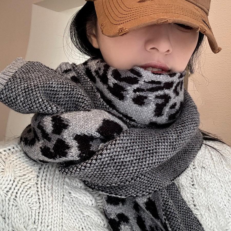 Leopard Print Scarf Women's Winter Korean Style Versatile Niche Design Scarf High End Thickened Warm Imitation Cashmere Shawl