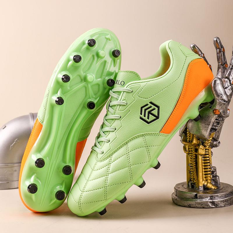 New Children's Outdoor Primary and Secondary School Students Broken Nail Football Shoes, Youth Principal Nail Football Shoes