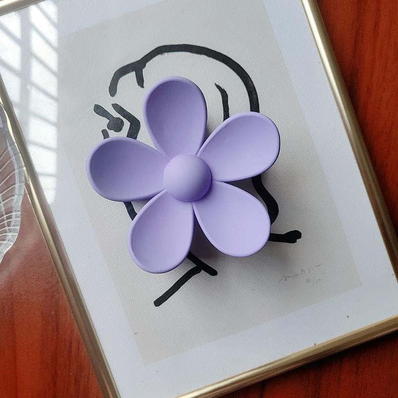 1pc Candy Color Flower Clip Back of the Head Hair Clip Simple Temperament Hair Bun Clip High Ponytail Shark Clip