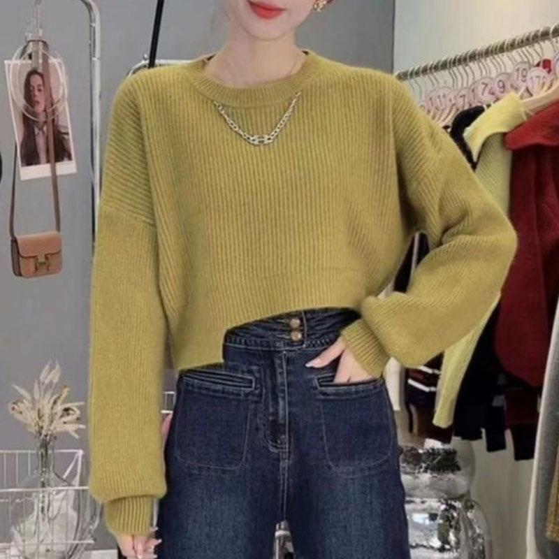 Långärmad oregelbunden stickad tröja dam höst 2023 lös o-ringad solid unik kort vår- och hösttröja dam