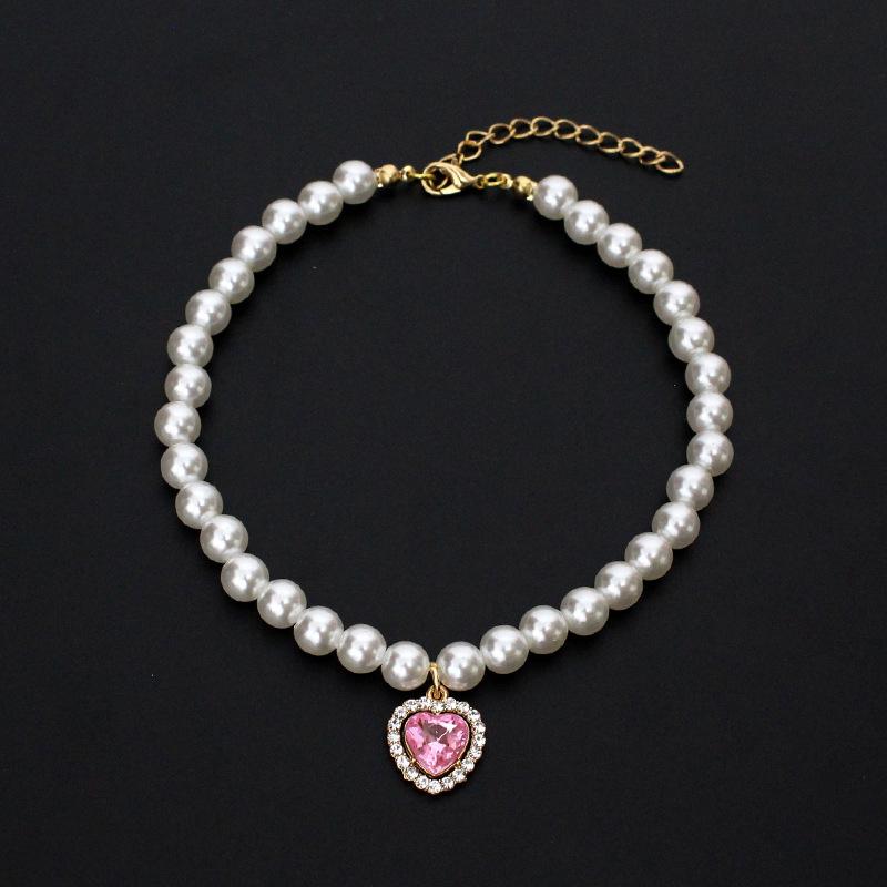 Luxury Pearl Pet Collar Pet Cat Dog Collar Love Pendant Pet Supplies Love Crystal Collars Kitten Collars Cat Necklace