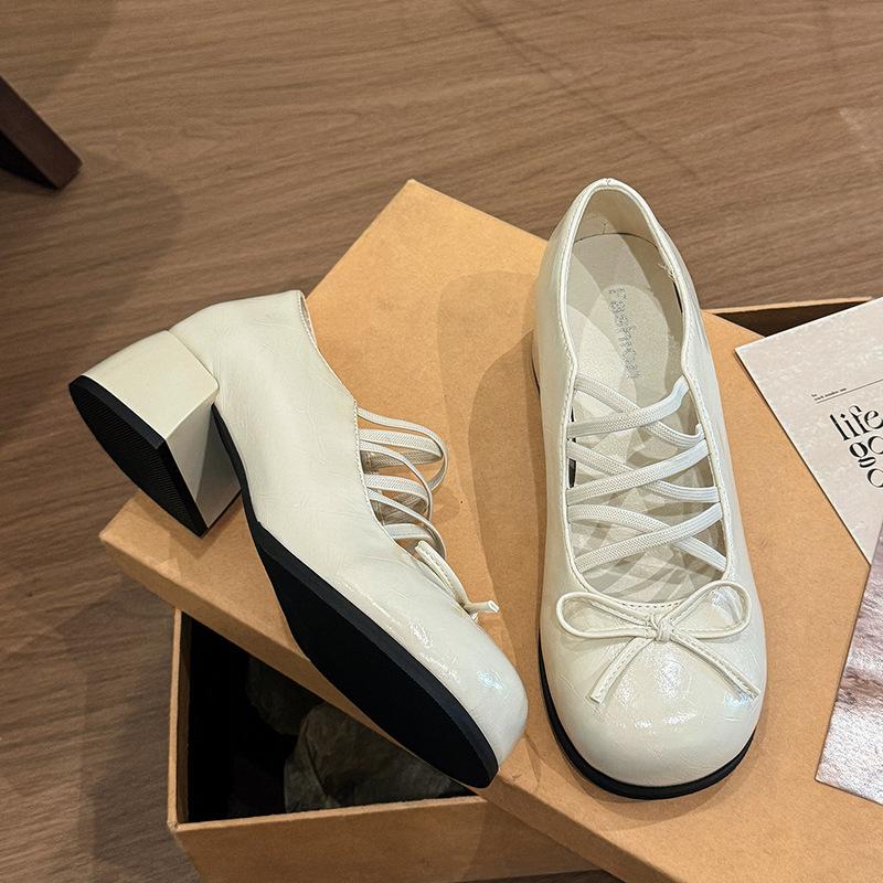 Round head bow silver small leather shoes women's autumn and winter new French with skirt Mary Jane shoes thick heel single shoes