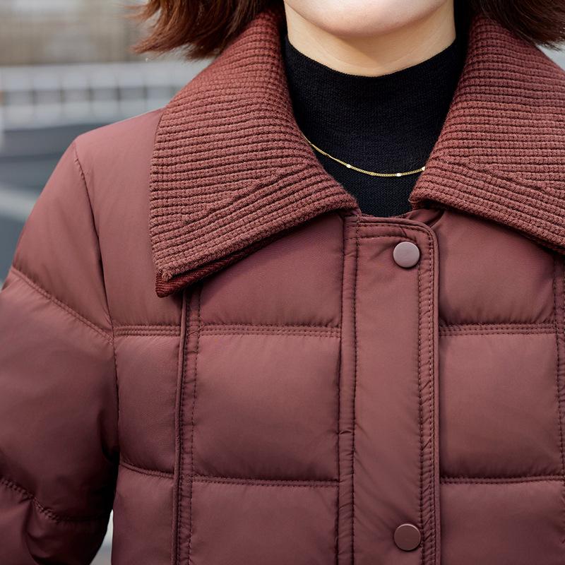 Mom's 2025 Winter Lapel Cotton Jacket - Stylish Padded Short Jacket for Middle-aged and Elderly Women