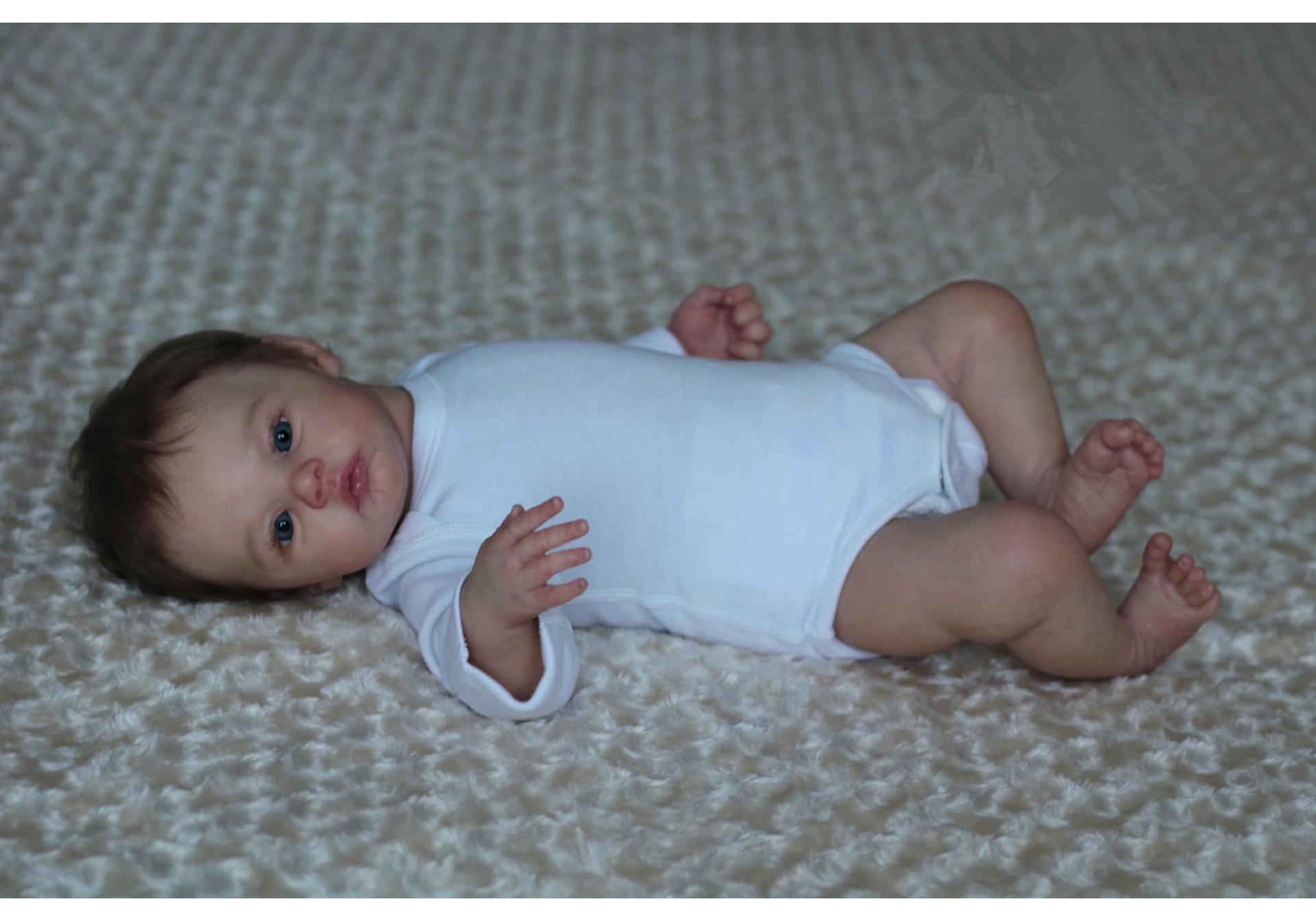 49cm Realistic Meadow Doll with 3D Skin and Visible Veins 49cm Cloth Body Doll