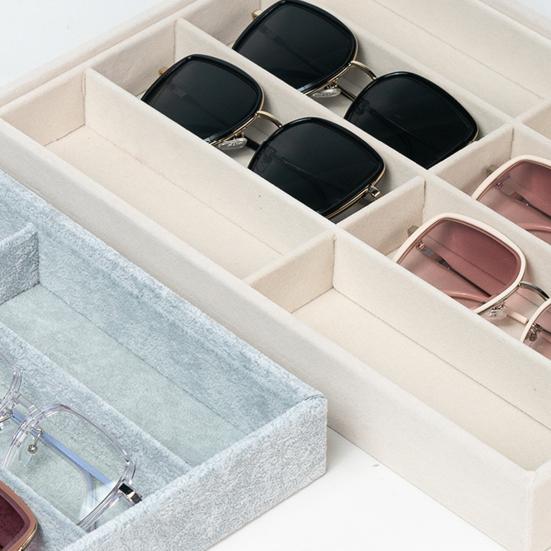 Taca organizer na okulary przeciwsłoneczne 8 przegródek Aksamitny uchwyt na okulary Pudełko do przechowywania Stackable Mężczyźni Kobiety Okulary Zegarki Biżuteria Witryna