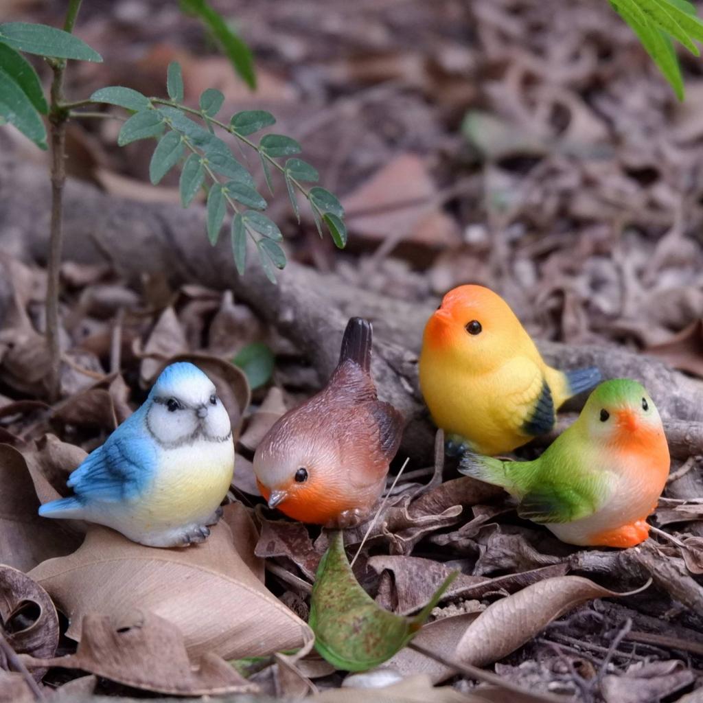 Harz-Vogelfigur Realistisches Design Kleine Finkenstatue Mini-Harzvogel Handbemalte Miniatur-Landschaftsdekoration für Heimwerker