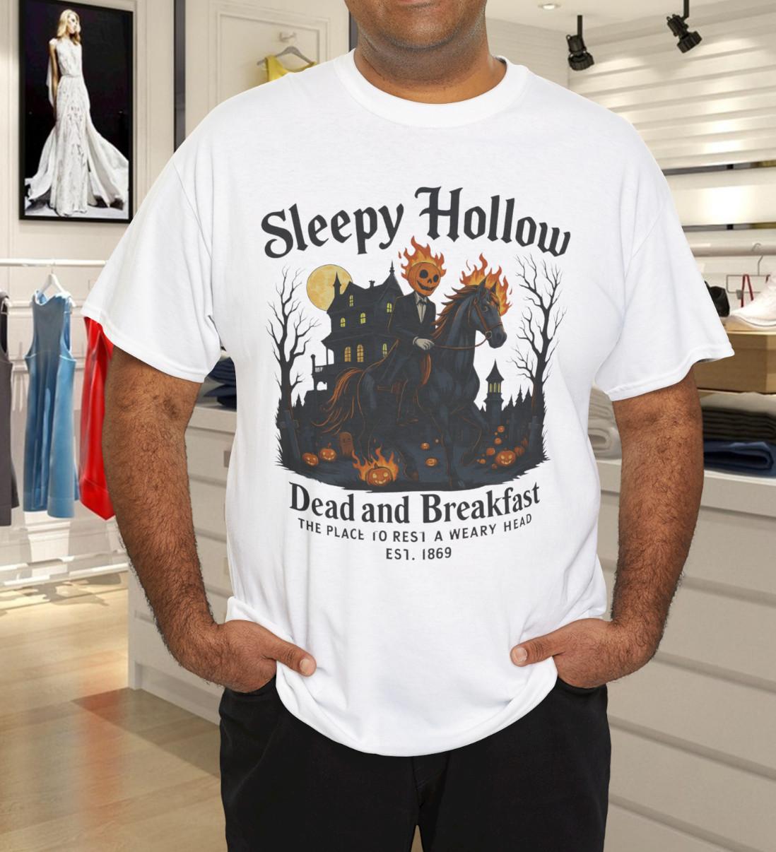 Sleepy Hollow Horseman Halloween Spooky Season Vintage T-Shirt Mens Womens Tees Top S