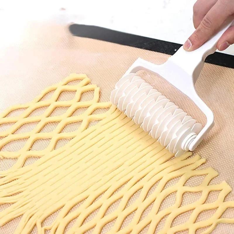 Plastic Lattice Roller Cutter Dough Cutter Pie Pizza Cookies Pull Mesh Wheel Knife Baking Pastry Tools Kitchen Accessories