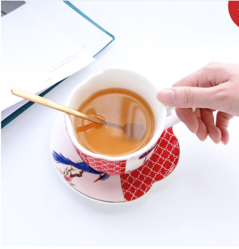 Irregular Ceramic Coffee Cups and Sauce Sets Pastoral Style English Creative Black Tea Cup with Gold Handle Afternoon Cup