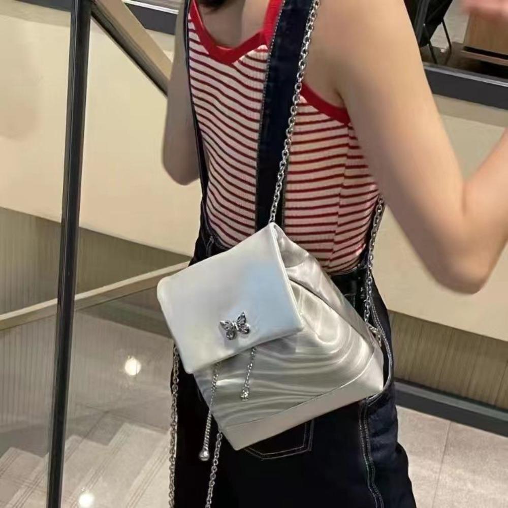 Chain backpack, Xiaoxiangfeng Y2K sweet and cool Spice Girl 2023 new mercerized leather high-end black backpack bag for women