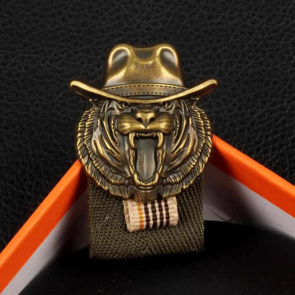 British Style Retro College Chic Japanese & Korean Trend Alloy Webbing Badge Pin Unisex Niche Style Elevate Your Look