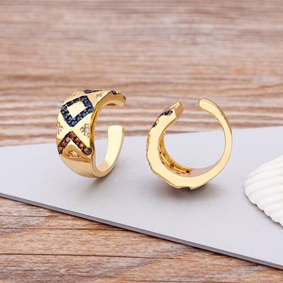 Nidin Classic Crystal Ear Cuff Earring for Women Multicolor C-Shape No Pierced Small Earring Bridal Wedding Ear Clip Jewelry золотой