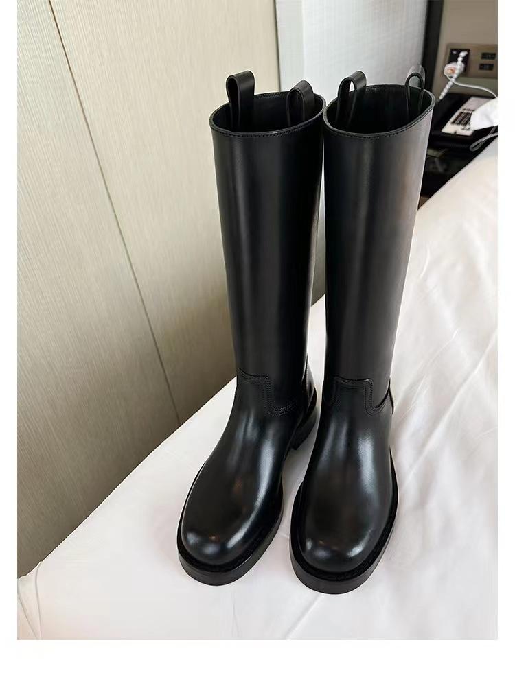 Grape mother has the same style, European and American round-headed high boots show thinness and height, and straight thick-soled leather knight boots