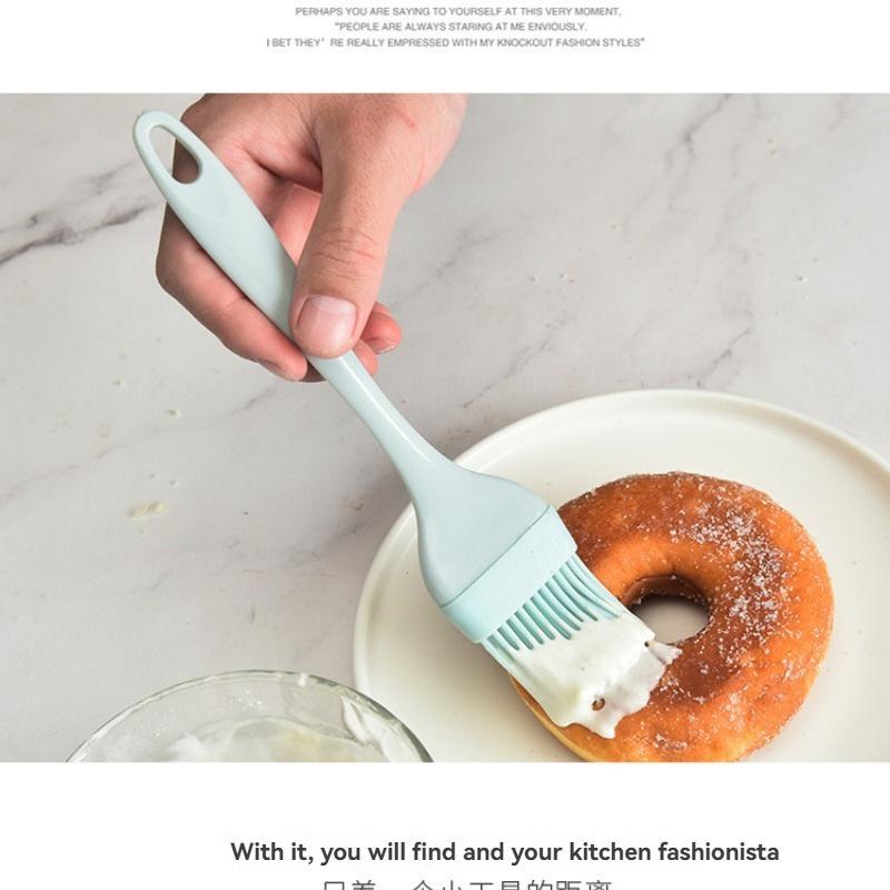 Silicone Spatula and Oil Brush Set - Heat Resistant, Detachable, 3 Pieces for Baking and Cooking