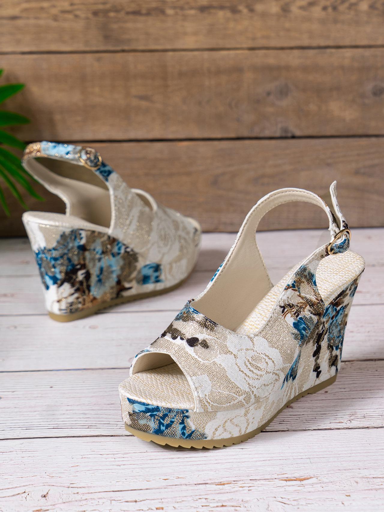 Новые женские летние модные нескользящие сандалии на танкетке с пряжкой повседневные удобные повседневные офисные женские туфли большого размера 38 синий 2536₽