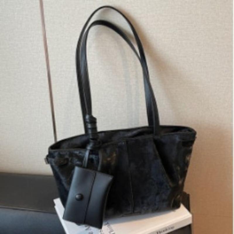 New Bag Large Capacity Women's Daily Commute Versatile Underarm Bag Student Party Work Tote Bag Tide