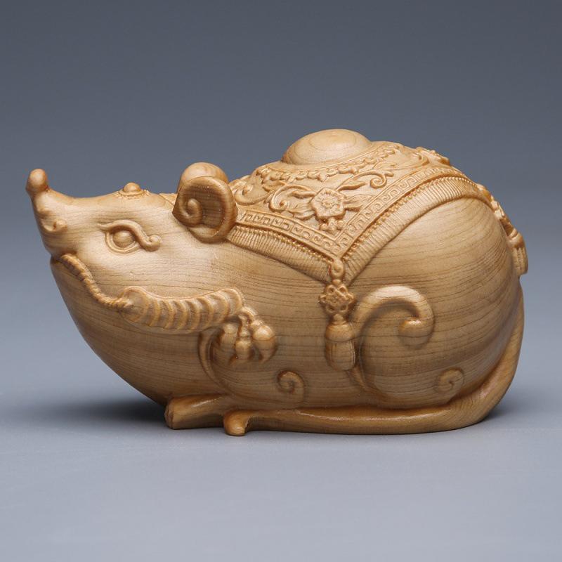 Cliff Cypress Carved Wood Mouse Ornament - Zodiac Sign Decor for Living Room, Cute and Wealthy Design. 9cm x 3.5cm x 5cm