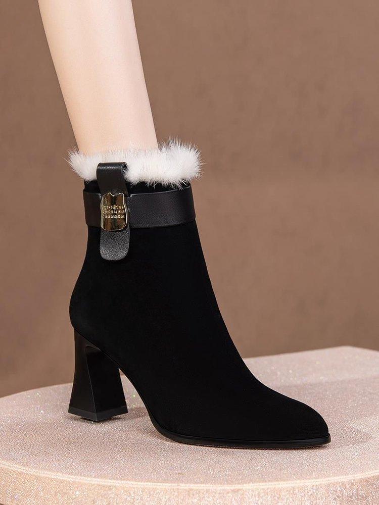 

Женские зимние ботильоны на остром толстом каблуке, матовые, с коротким голенищем, на толстом высоком каблуке, ботинки Мартин, теплые ботинки с мехом, женские ботинки 40 чёрный