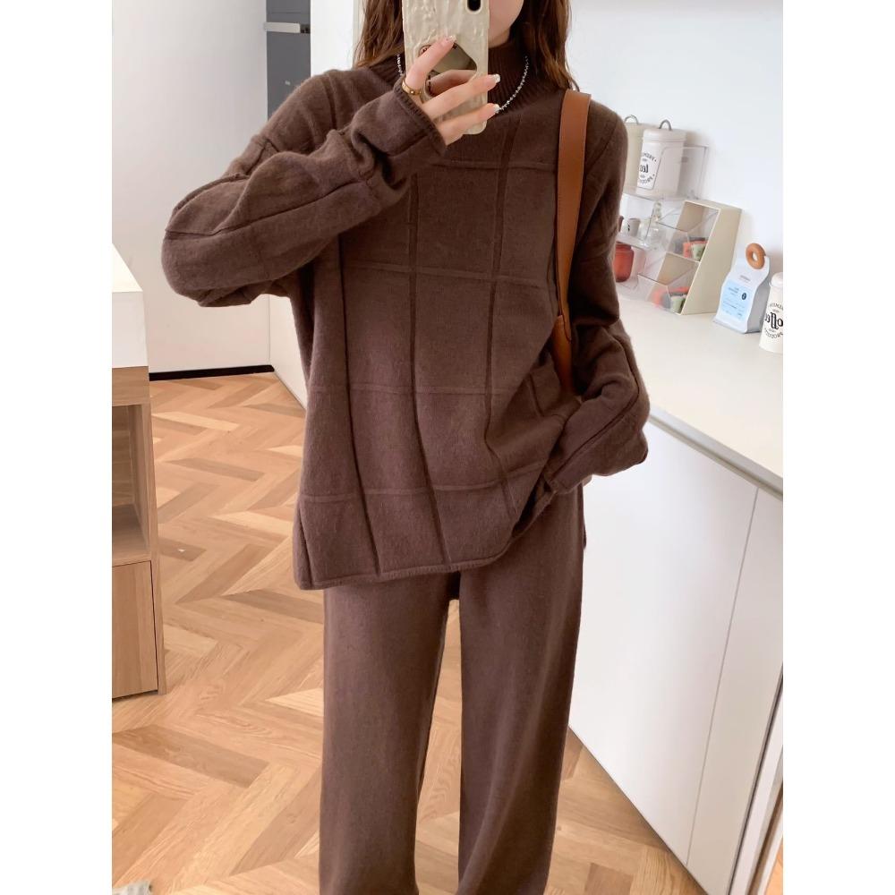 

2024 р. вільний і універсальний в’язаний светр із завищеною талією для жінок, вертикальні прямі повсякденні в’язані повсякденні штани, комплект із двох частин one size fits all темно-коричневого кольору