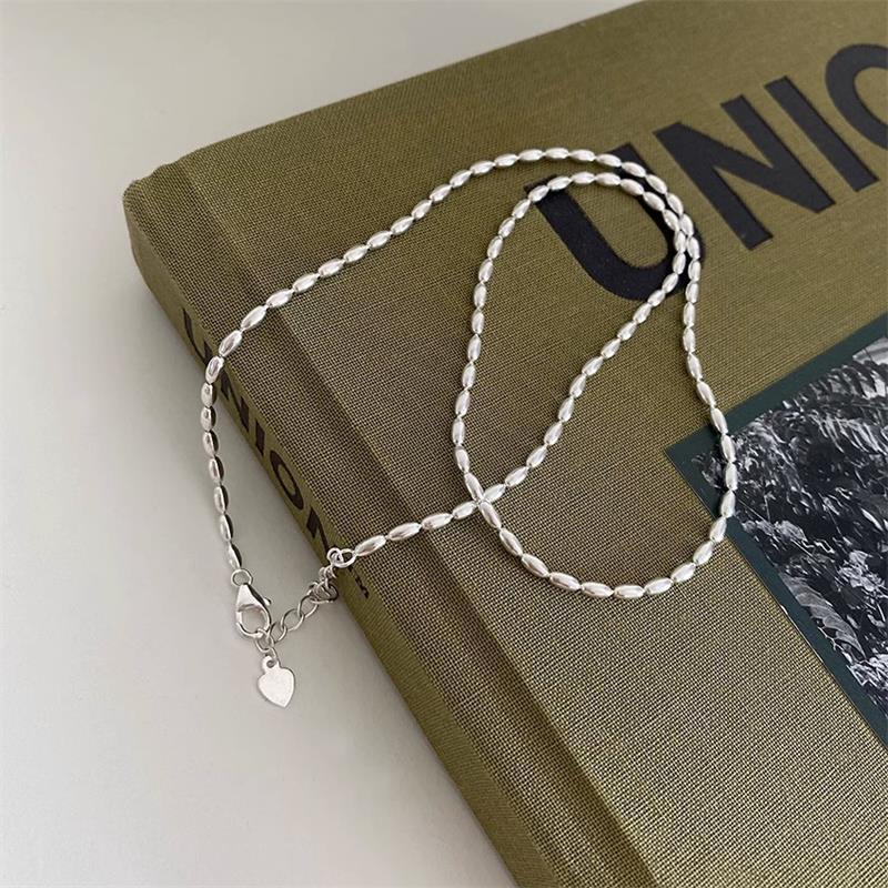 Women's Layered Olive Bead Necklace - Simple and Versatile Clavicle Chain