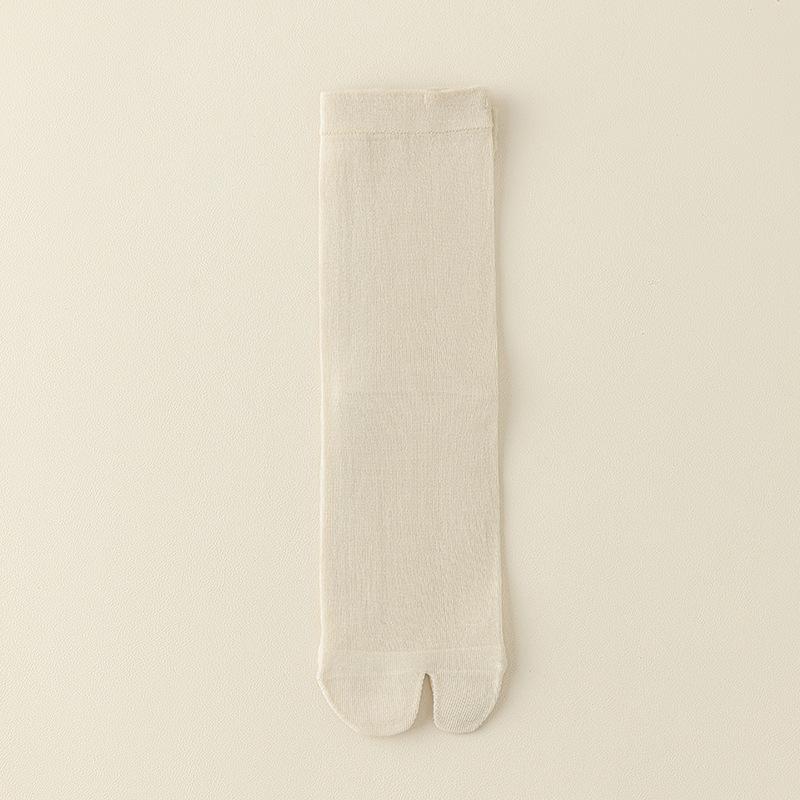Silk-silk Two-toed Summer Children's Lightweight Sports Odor-resistant Breathable Stack Socks with Separate Toes, Ankle-length Socks for The Feet.