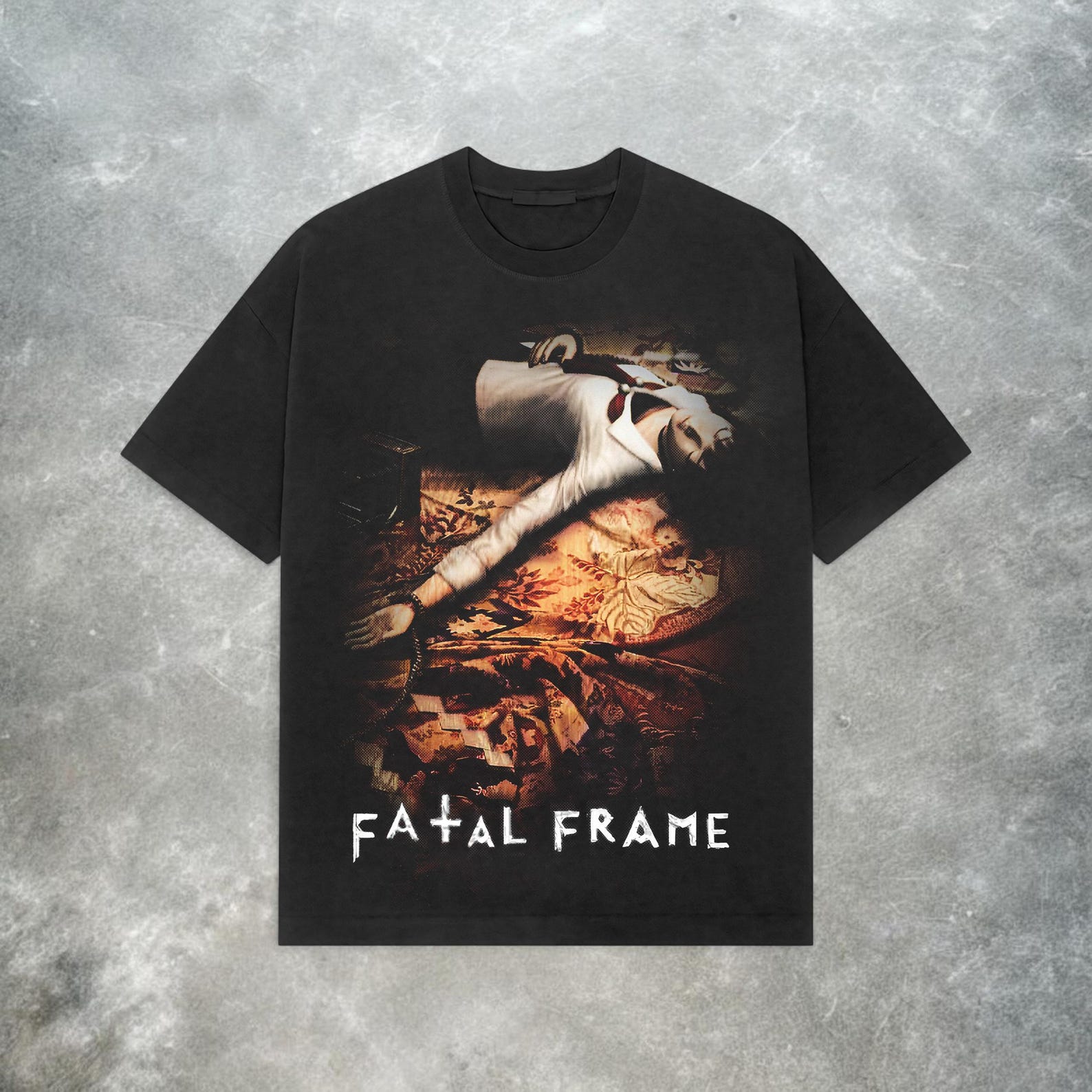 Fatal Frame (Project Zero) Tee: Y2K Vintage Horror Game T-Shirt M
