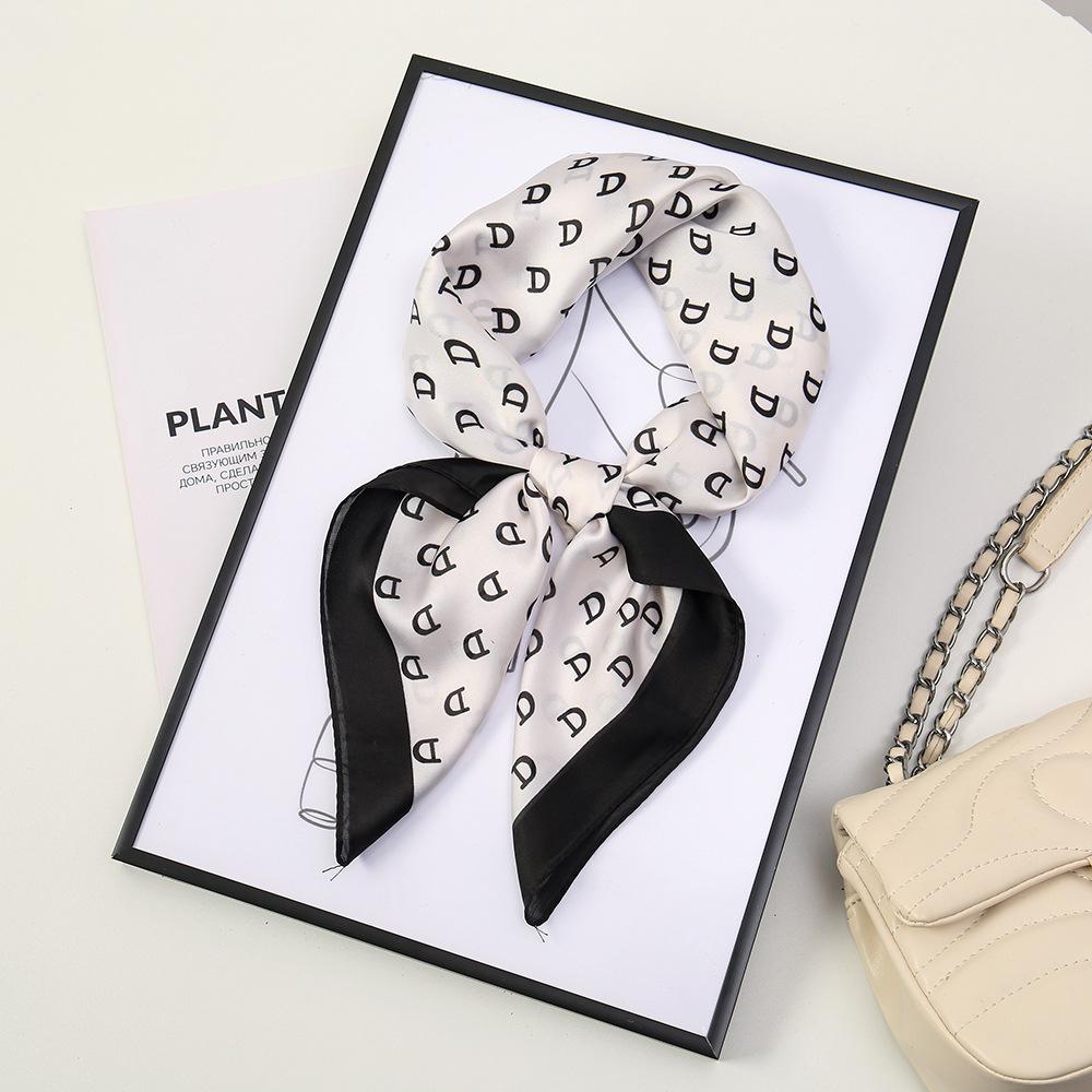 71 Flower polka dot simulation silk scarf neck small square scarf Korean atmosphere sunscreen scarf advanced sense