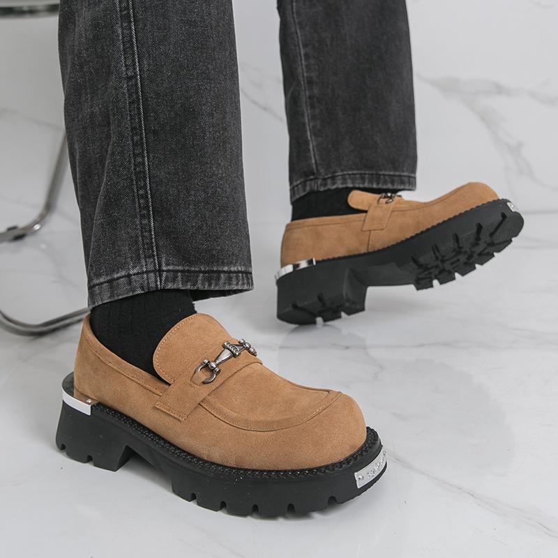 Fashion Classic Men Loafers Men One-foot Casual Thick-soled Lightweight Breathable Fashionable Brand Shoes Social Shoes Men Sizes 37-46