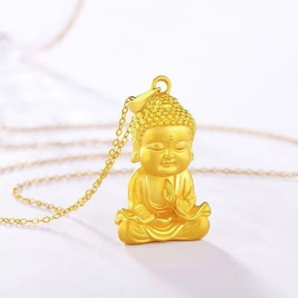 Elegant Gold Tathagata Buddha Necklace: O-Chain Design for Women, Exquisite Chinese Style.
