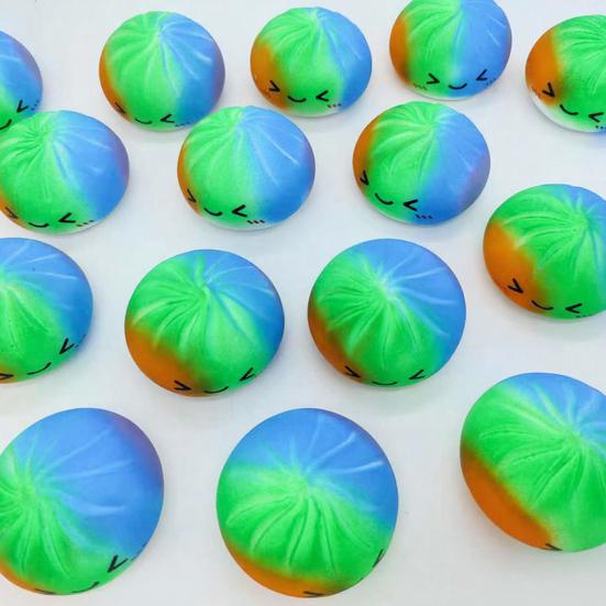 Lachender gedämpfter Teigball Stressball mit Dampfgarer Anti-Angst Mehrfarbig Cartoon-Knödel Quetschspielzeug Weicher simulierter Teigball Fidget Sensorikspielzeug