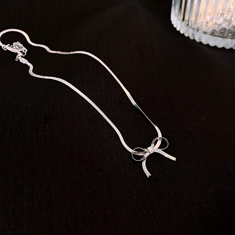 

Ожерелье из нержавеющей стали с цепочкой в виде змеиной кости, женское модное ожерелье с бантом и каплей воды, изысканное украшение для вечеринки, подарок для девочек белый