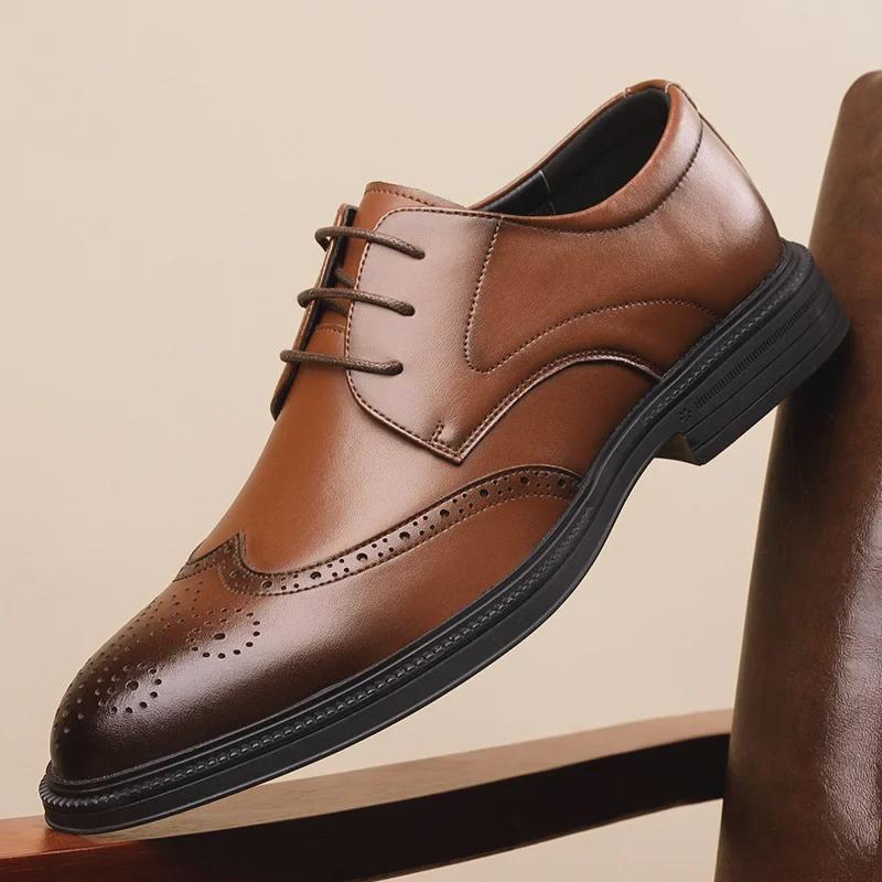 Men's Autumn Cowhide Brogue Leather Shoes: Formal, Business, and Casual British Style for Suits and Groom Attire.