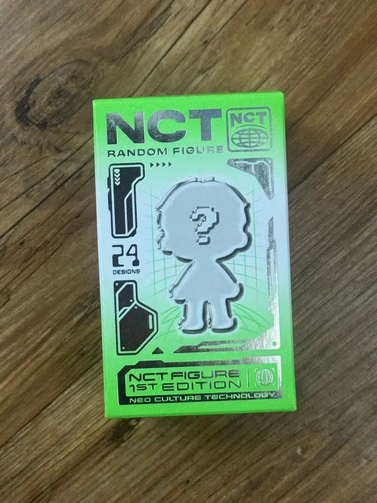 NCT Azuki Figur Engel (Ungeöffnet)