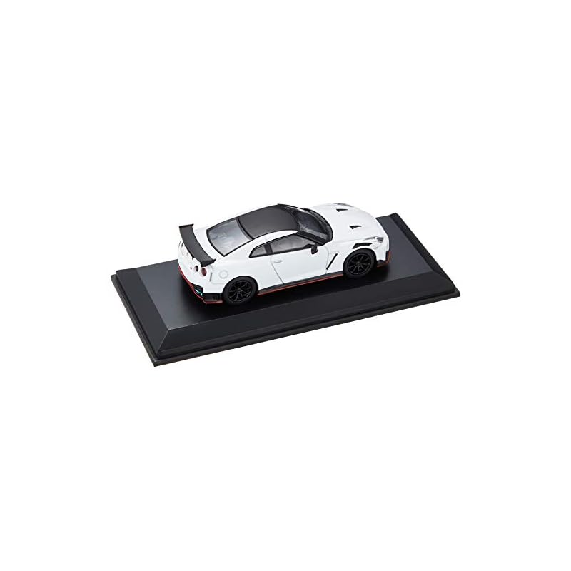 CARNEL 1/64 Nissan GT-R NISMO (R35) 2020 Brilliant White Pearl Finished Product CN640027