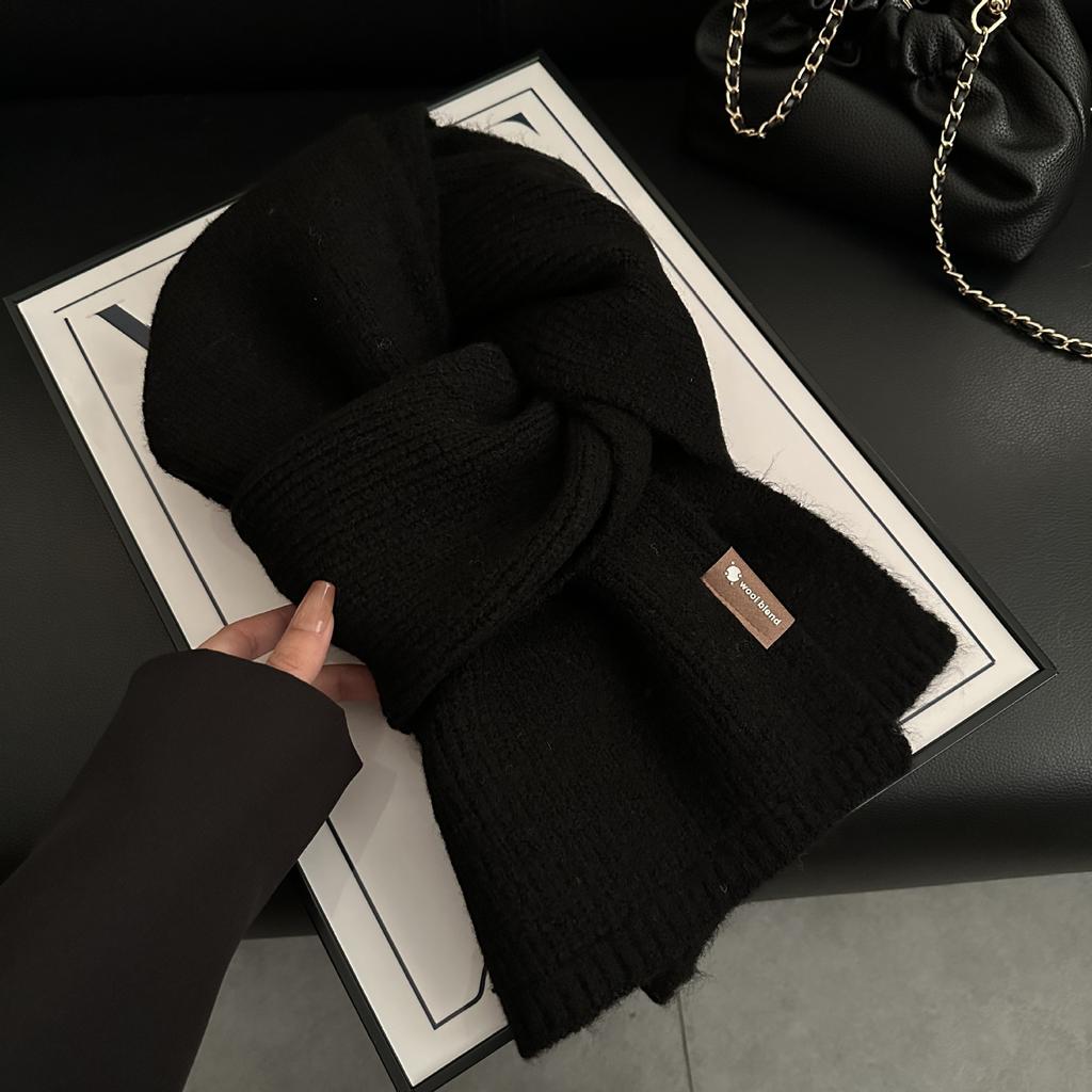 Romantic Solid Color High End New Small Scarf for Women in Winter Korean Atmosphere Student with Wool Scarf for Men