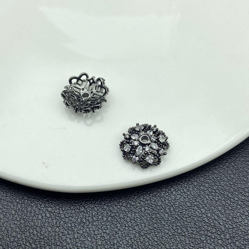 Crystal Zircon Flower Bracelet with Spacer Beads – Luxury Handmade Jewelry