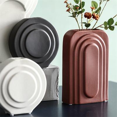 Keramik geprägte Streifen-Blumenvase, Wohnzimmer, Blumenarrangement, getrocknete Blumen, Vase, Büro-Ornamente